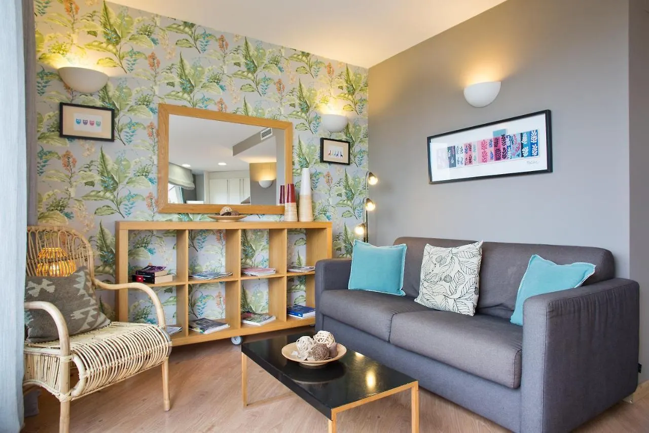 Bonavista Apartments - Pedrera Barcelona 0*,  Spain